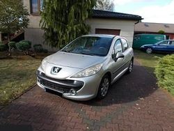 Złoty Używany 2009 Peugeot 207 Hatchback | 9800 zł (Uczciwa cena)