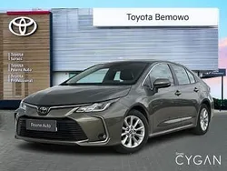 Brązowy Używany 2021 Toyota Corolla Comfort Sedan/Limuzyna | 59 500 zł (Dość drogi)