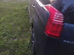 Używany 2011 Peugeot 5008 Sedan/Limuzyna | 7600 zł (Uczciwa cena)