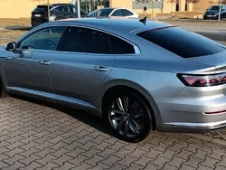 Srebrny Używany 2022 VW Arteon Elegance Sedan/Limuzyna | 160 500 zł (Dość drogi)
