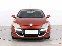 Pomarańczowy Używany 2009 Renault Mégane III Hatchback | 17 999 zł (Uczciwa cena)