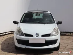 Biały Używany 2008 Renault Clio II Hatchback | 7499 zł (Uczciwa cena)