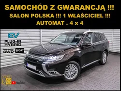 Czarny (metalik) Używany 2020 Mitsubishi Outlander P-HEV SUV | 105 555 zł (Uczciwa cena)