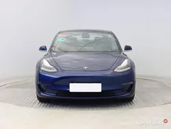 Niebieski Używany 2019 Tesla Model 3 Long Range AWD Sedan/Limuzyna | 96 000 zł
