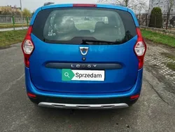 Niebieski Używany 2015 Dacia Lodgy Stepway Minivan | 30 900 zł