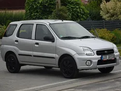 Srebrny (metalik) Używany 2004 Subaru Justy Hatchback | 12 900 zł