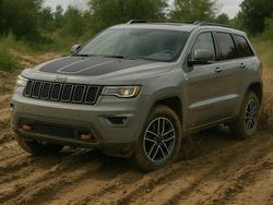 Szary (metalik) Używany 2021 Jeep Grand Cherokee SUV | 139 000 zł (Dość drogi)