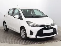 Biały Używany 2015 Toyota Yaris Hatchback | 31 999 zł (Uczciwa cena)