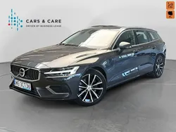 Szary (metalik) Używany 2024 Volvo V60 Kombi | 185 900 zł