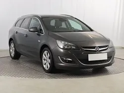 Szary Używany 2015 Opel Astra Kombi | 16 999 zł (Dobra cena)
