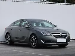 Szary Używany 2016 Opel Insignia Hatchback | 38 999 zł (Uczciwa cena)