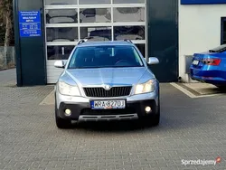 Srebrny Używany 2010 Skoda Octavia Scout Scout 4x4 Kombi | 24 900 zł