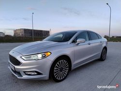 Srebrny Używany 2018 Ford Fusion Titanium Sedan/Limuzyna | 63 900 zł (Dość drogi)