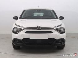 Biały Używany 2021 Citroën C4 PureTech Hatchback | 61 499 zł (Dość drogi)