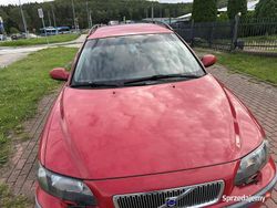 Czerwony Używany 2002 Volvo V70 Kombi | 3800 zł