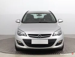 Srebrny Używany 2016 Opel Astra Kombi | 27 999 zł (Dobra cena)