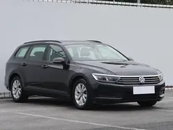 Czarny Używany 2016 VW Passat Kombi | 44 999 zł (Uczciwa cena)