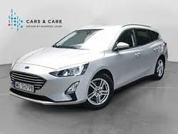 Srebrny (metalik) Używany 2022 Ford Focus Kombi | 64 900 zł (Dość drogi)