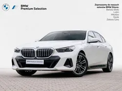 Biel alpejska Używany 2024 BMW 520 Shadowline Sedan/Limuzyna | 209 900 zł (Uczciwa cena)