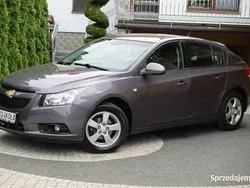 Szary Używany 2011 Chevrolet Cruze Hatchback | 18 900 zł (Uczciwa cena)