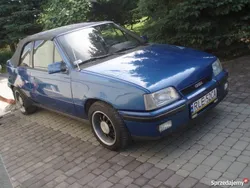 Niebieski Używany 1987 Opel Kadett Kabriolet | 16 900 zł