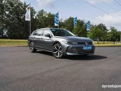 Szary Używany 2024 VW Passat Kombi | 141 999 zł