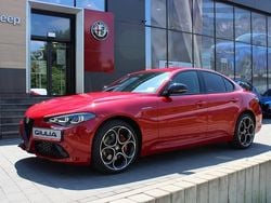 Lakier pastelowy czerwony alfa red Nowe 2025 Alfa Romeo Giulia Veloce Sedan/Limuzyna | 214 180 zł (Dobra cena)