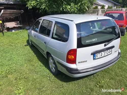 Srebrny Używany 1999 Renault Mégane Sedan/Limuzyna | 2950 zł (Dobra cena)