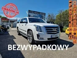 Biały (metalik, perła) Używany 2017 Cadillac Escalade SUV | 225 000 zł