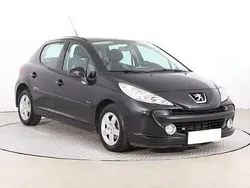 Czarny Używany 2009 Peugeot 207 Hatchback | 14 499 zł (Uczciwa cena)