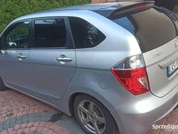 Używany 2006 Honda FR-V Minivan | 6200 zł