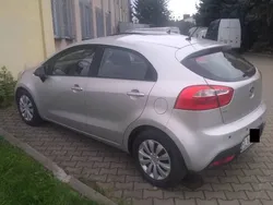Srebrny Używany 2014 Kia Rio 2 Hatchback | 32 500 zł (Uczciwa cena)