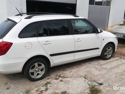 Biały Używany 2012 Skoda Fabia Hatchback | 7900 zł (Super Cena)