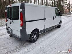 Biały Używany 2009 Opel Vivaro Van | 27 900 zł (Uczciwa cena)