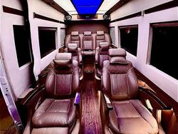 Biały Używany 2014 Mercedes Sprinter Van | 139 500 zł