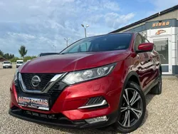 Czerwony Używany 2018 Nissan Qashqai 360º SUV | 62 900 zł (Uczciwa cena)