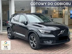 Czarny Nowe 2025 Volvo XC40 Plus SUV | 178 600 zł (Uczciwa cena)