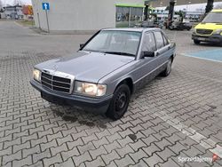 Szary Używany 1991 Mercedes 190 Sedan/Limuzyna | 9000 zł