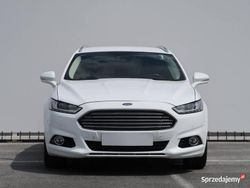 Biały Używany 2015 Ford Mondeo Kombi | 43 121 zł (Drogi)