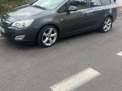 Grafitowy Używany 2011 Opel Astra Sport Kombi | 17 000 zł (Uczciwa cena)