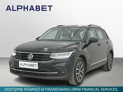 Czarny Używany 2022 VW Tiguan Life SUV | 87 500 zł (Super Cena)