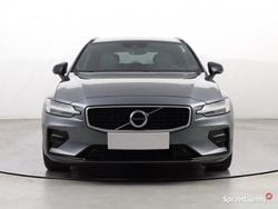 Szary Używany 2019 Volvo V60 Kombi | 91 499 zł
