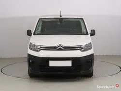 Biały Używany 2020 Citroën Berlingo PureTech Minivan | 47 999 zł