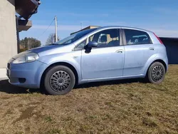 Niebieski Używany 2007 Fiat Grande Punto Hatchback | 7500 zł (Uczciwa cena)