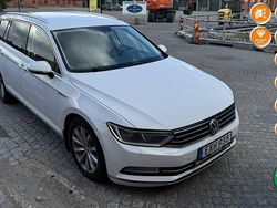 Biały Używany 2015 VW Passat Kombi | 49 999 zł (Uczciwa cena)