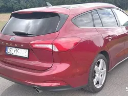 Bordowy Używany 2019 Ford Focus Kombi | 55 000 zł (Drogi)