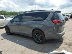 Szary Używany 2023 Chrysler Pacifica Limited Minivan | 75 040 zł