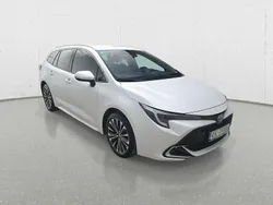 Biały Używany 2024 Toyota Corolla Kombi | 81 000 zł (Super Cena)