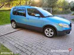 Niebieski Używany 2011 Skoda Roomster Scout Kombi | 20 900 zł