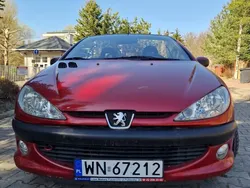 Czerwony Używany 2002 Peugeot 206 CC Kabriolet | 7900 zł (Uczciwa cena)